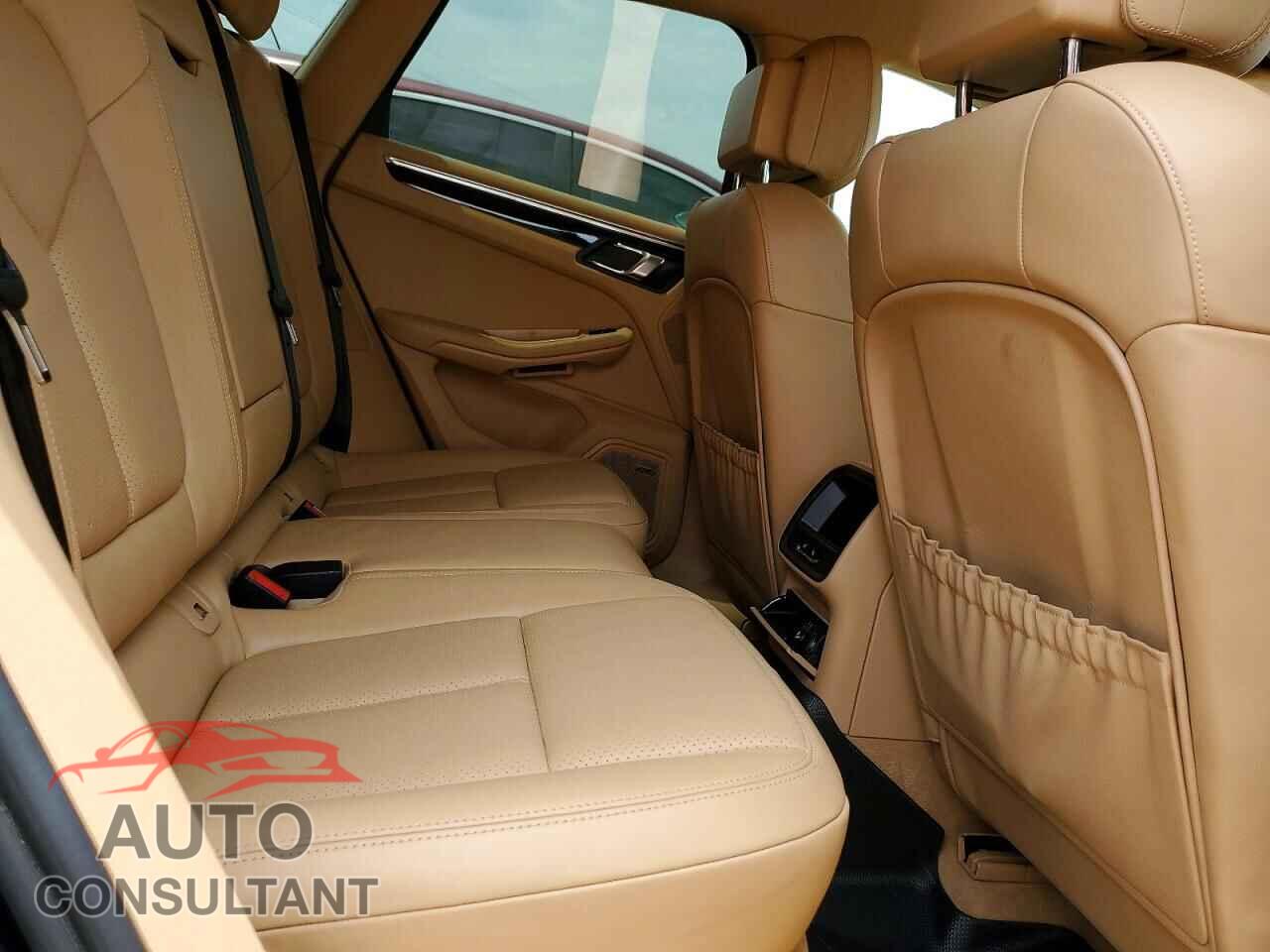 PORSCHE MACAN 2015 - WP1AB2A52FLB52324