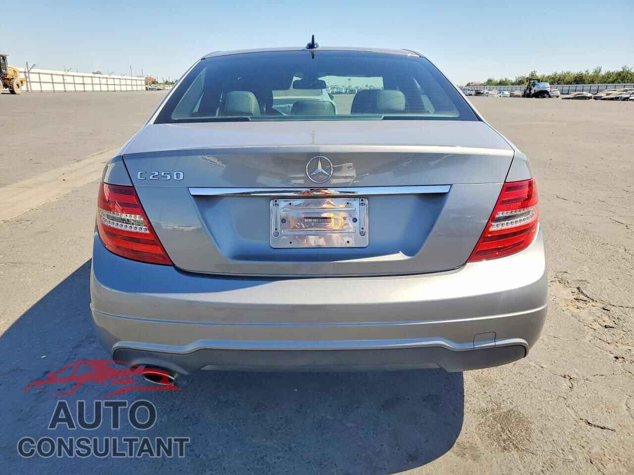 MERCEDES-BENZ C-CLASS 2014 - WDDGF4HB7EA966220