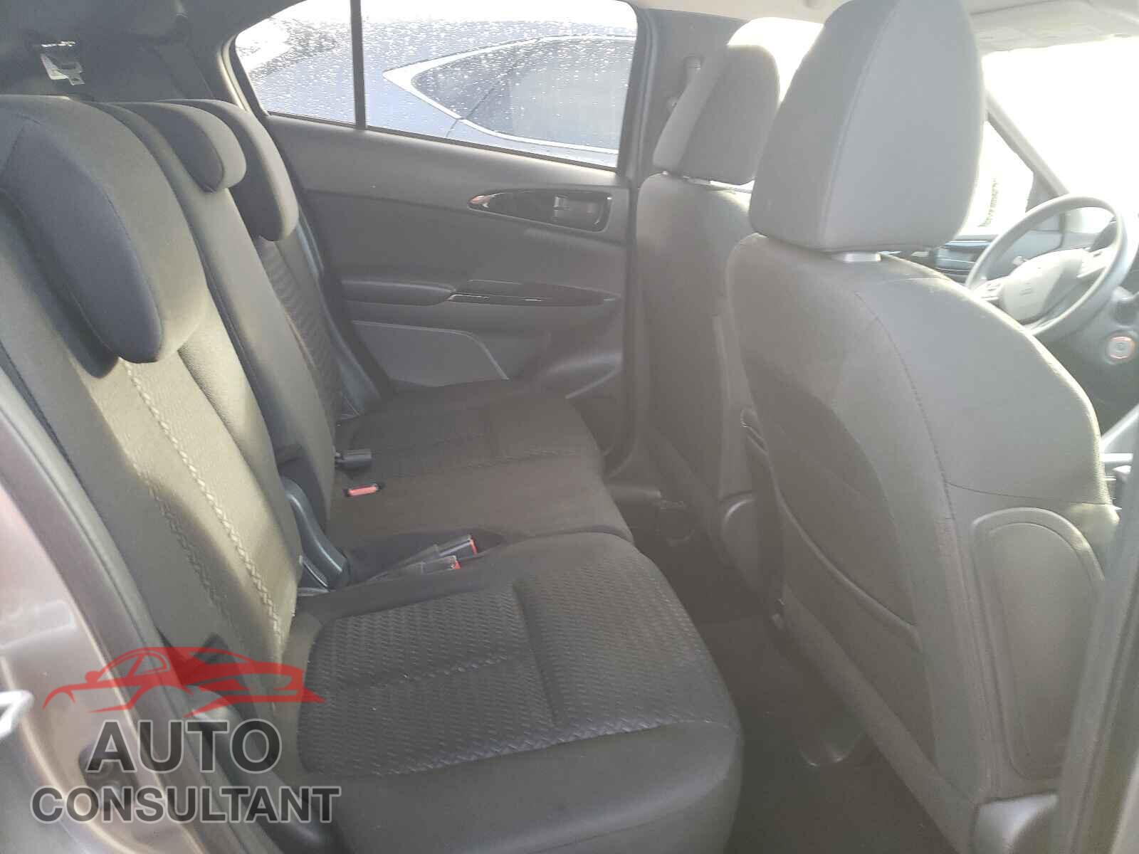 MITSUBISHI ECLIPSE 2018 - JA4AT4AA2JZ068138
