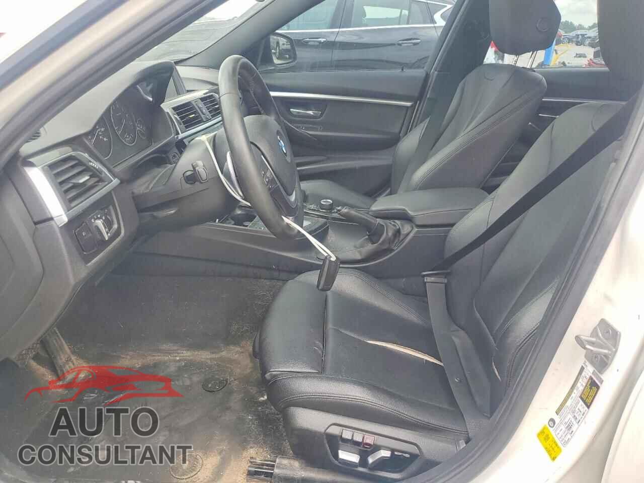 BMW 3 SERIES 2016 - WBA8E9G5XGNU29151