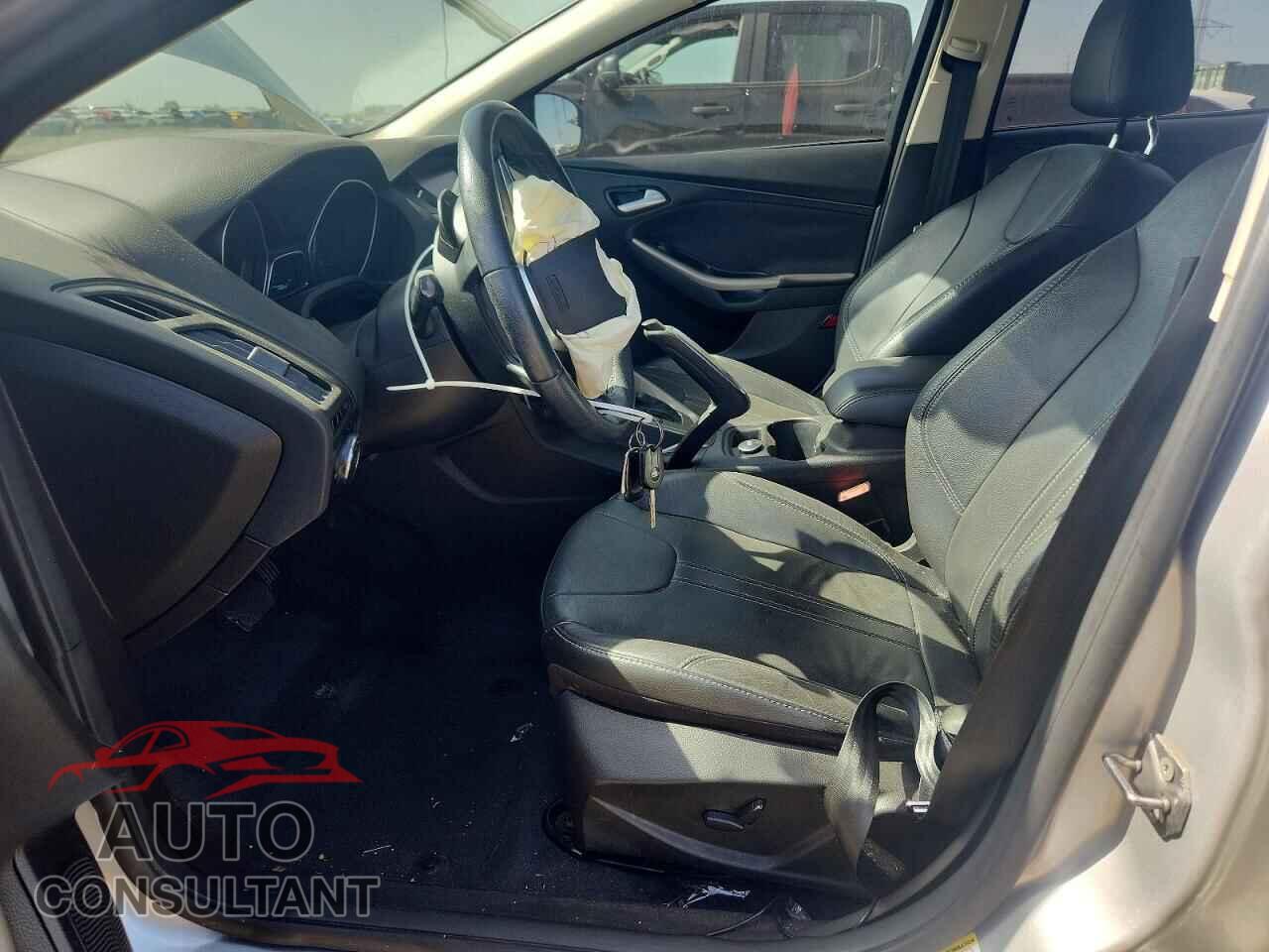FORD FOCUS 2012 - 1FAHP3H20CL347228