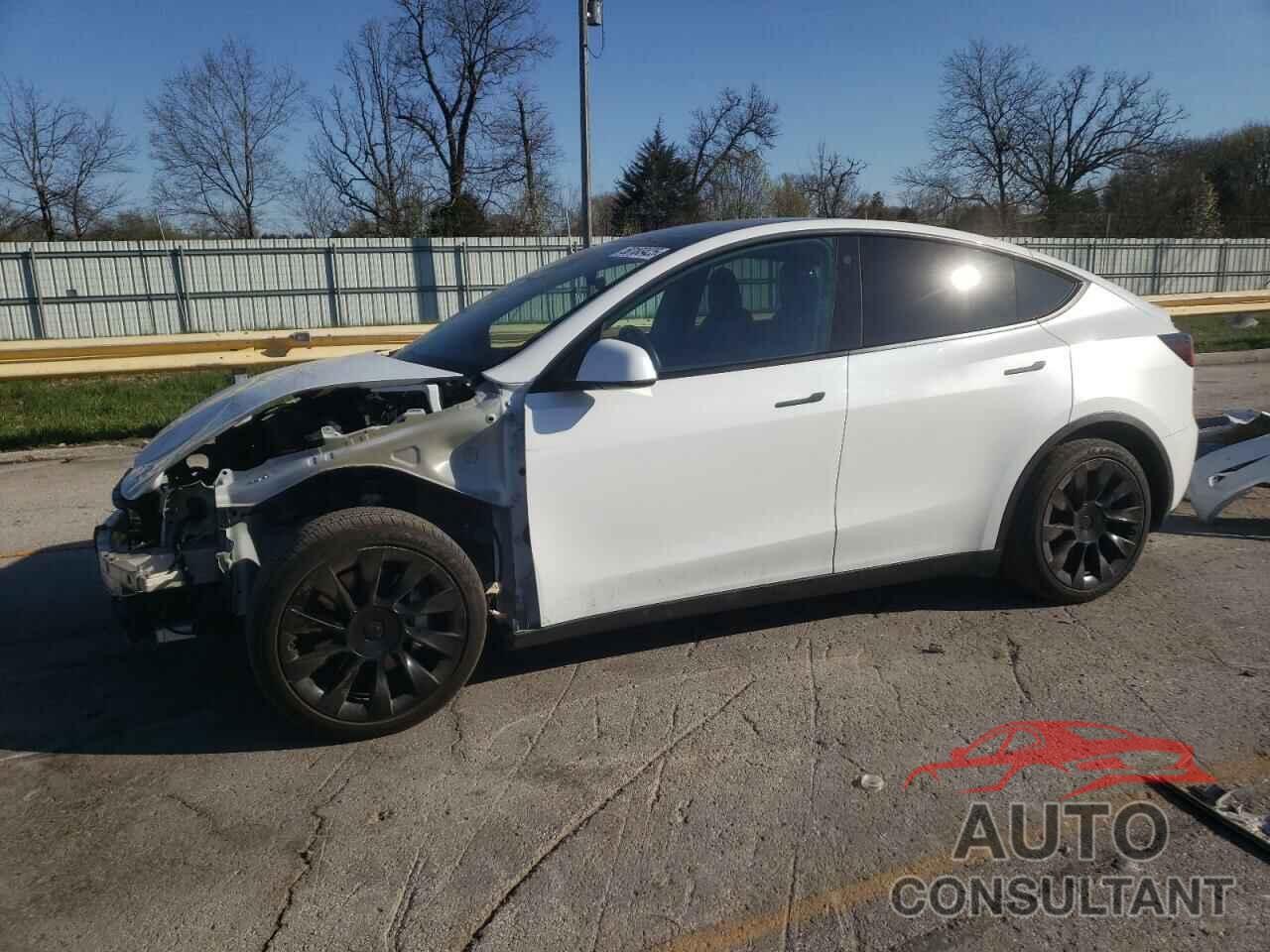 TESLA MODEL Y 2021 - 5YJYGDEE2MF100232