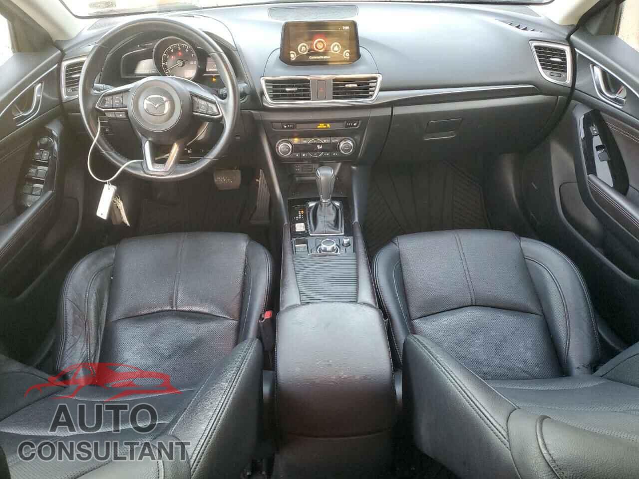 MAZDA 3 2017 - JM1BN1M37H1105564