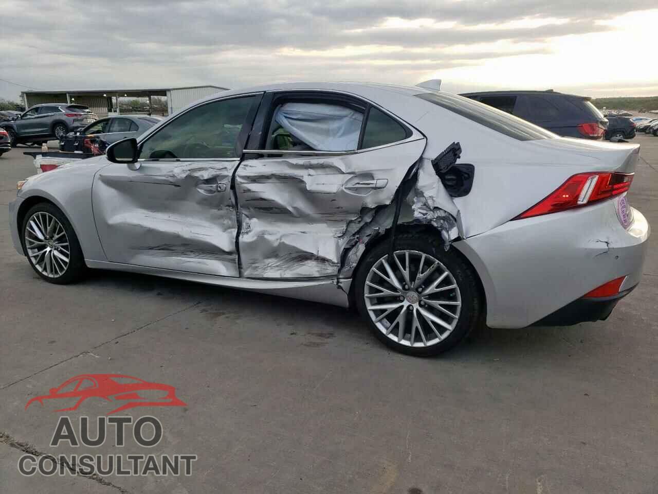 LEXUS IS 2016 - JTHBA1D27G5021480
