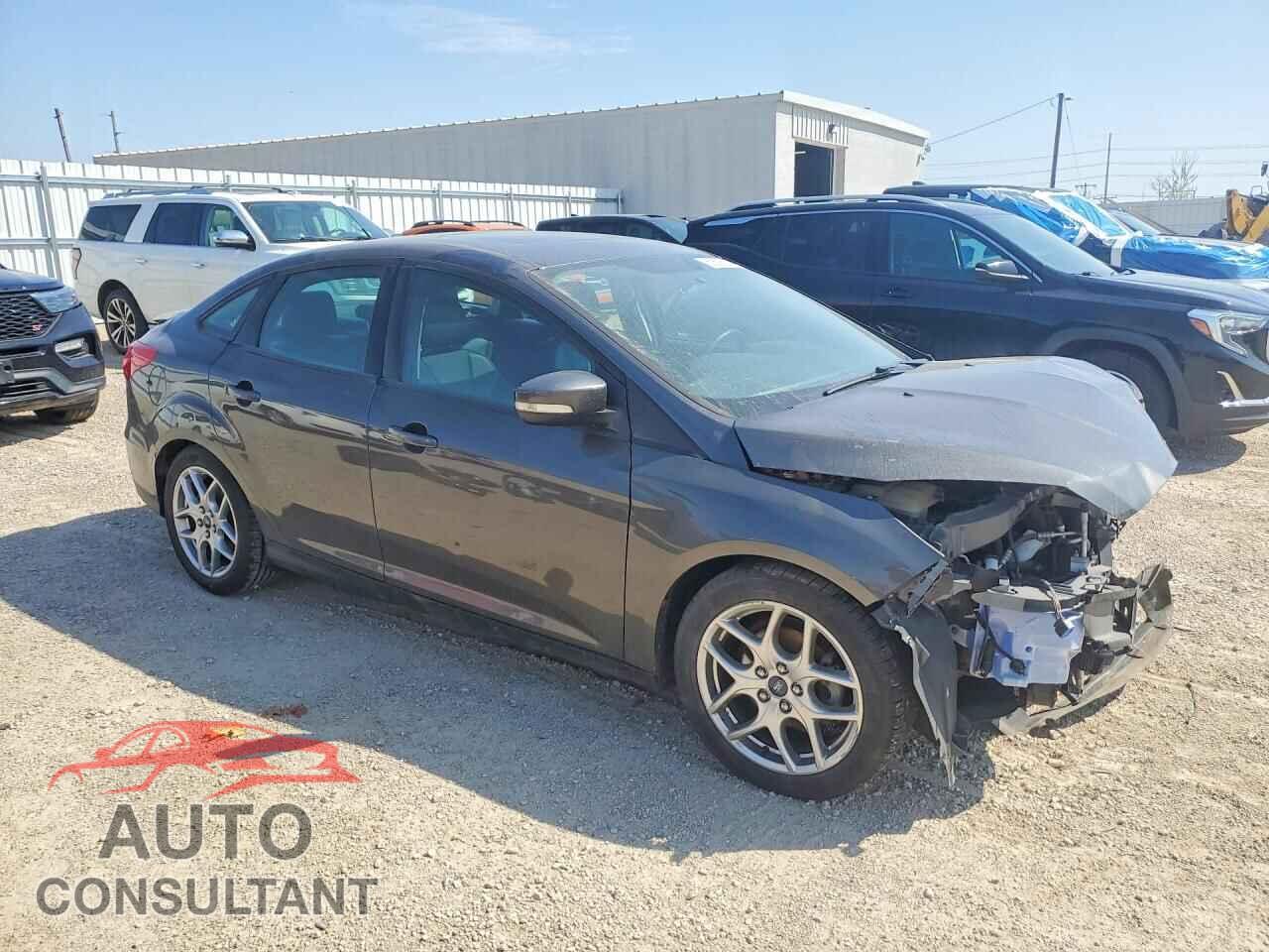 FORD FOCUS 2015 - 1FADP3F25FL275223