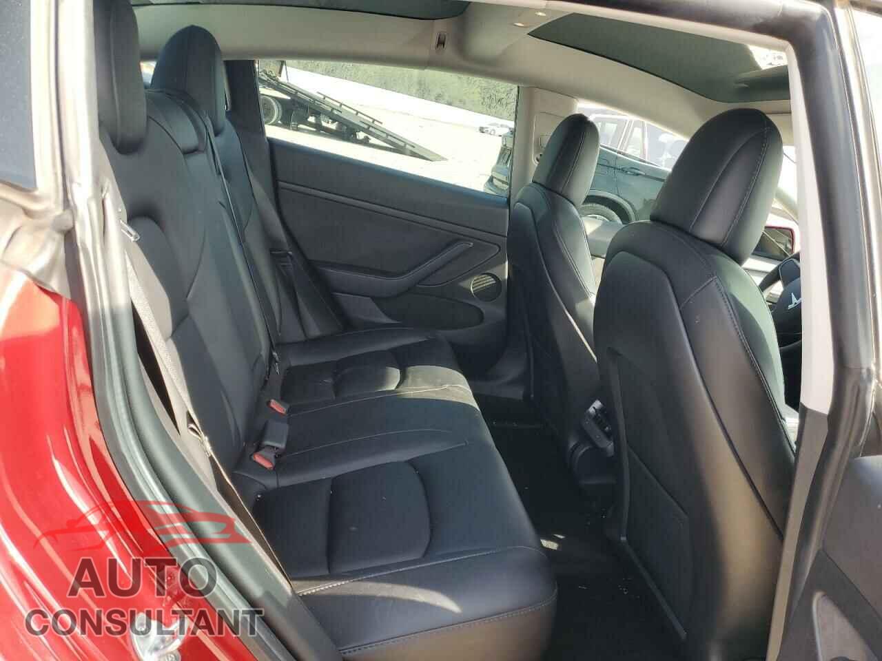 TESLA MODEL 3 2021 - 5YJ3E1EB4MF035663