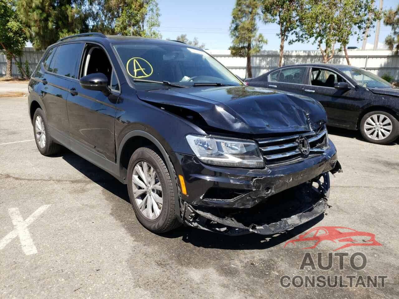 VOLKSWAGEN TIGUAN 2018 - 3VV1B7AX1JM079617