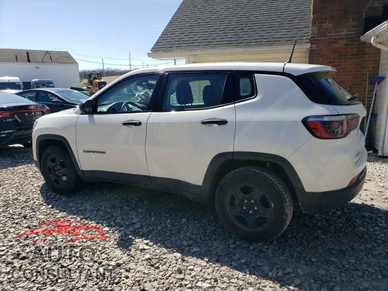 JEEP COMPASS 2018 - 3C4NJCAB2JT211354