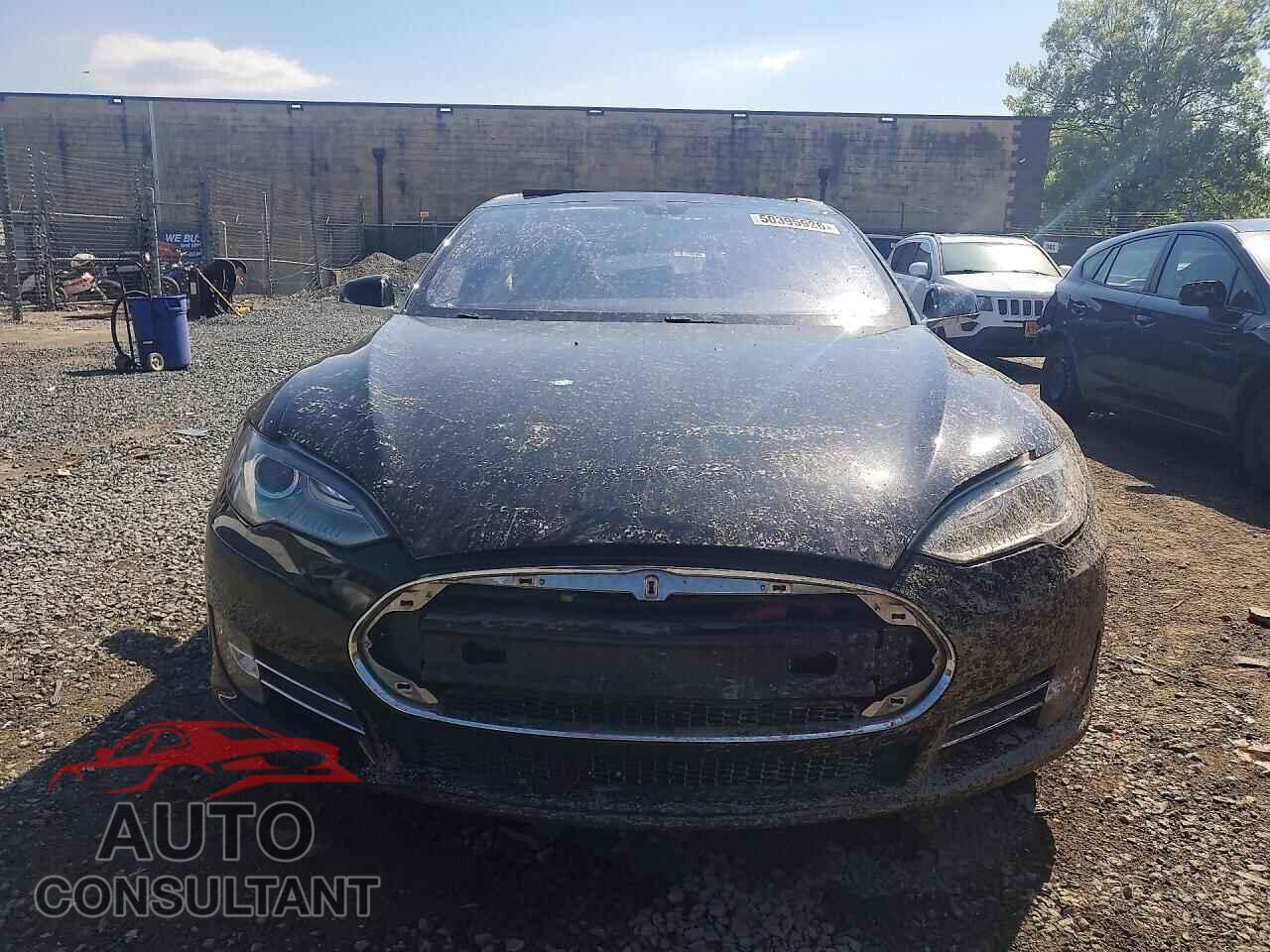 TESLA MODEL S 2014 - 5YJSA1H14EFP38479