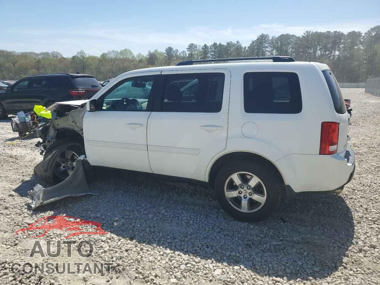 HONDA PILOT 2011 - 5FNYF3H58BB009665