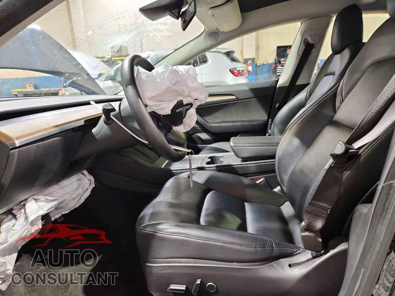 TESLA MODEL 3 2023 - 5YJ3E1EA7PF448995