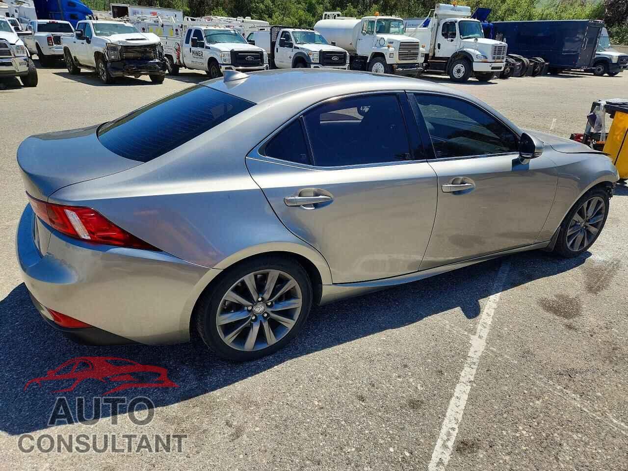 LEXUS IS 2016 - JTHBA1D23G5037689