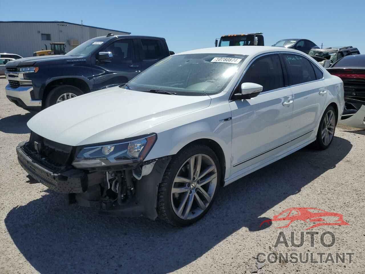 VOLKSWAGEN PASSAT 2017 - 1VWDT7A33HC047475