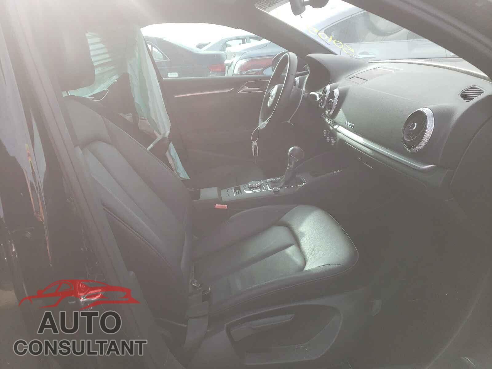 AUDI A3 2020 - WAUBEGFF2LA001676
