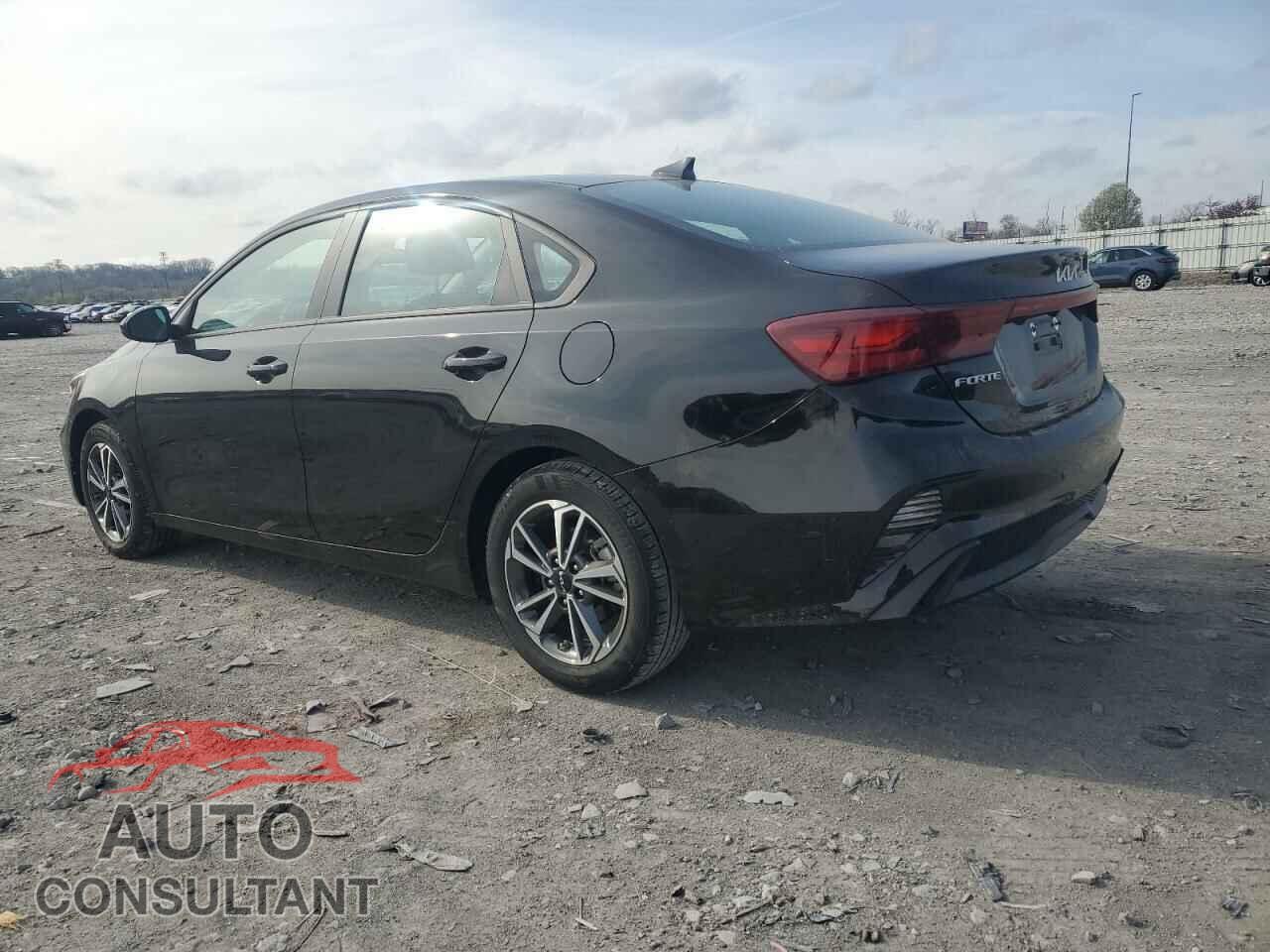 KIA FORTE 2023 - 3KPF24AD8PE526357