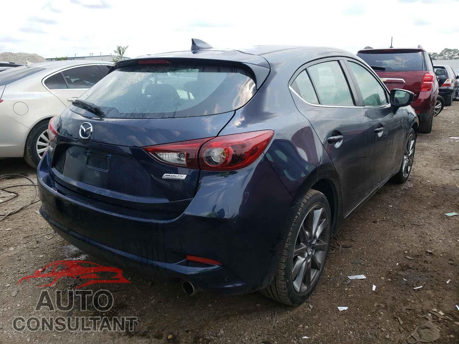 MAZDA 3 2018 - 3MZBN1M33JM270713
