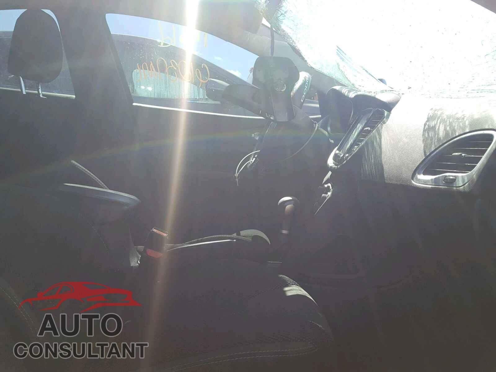 DODGE DART 2015 - 1C3CDFBB3FD132226