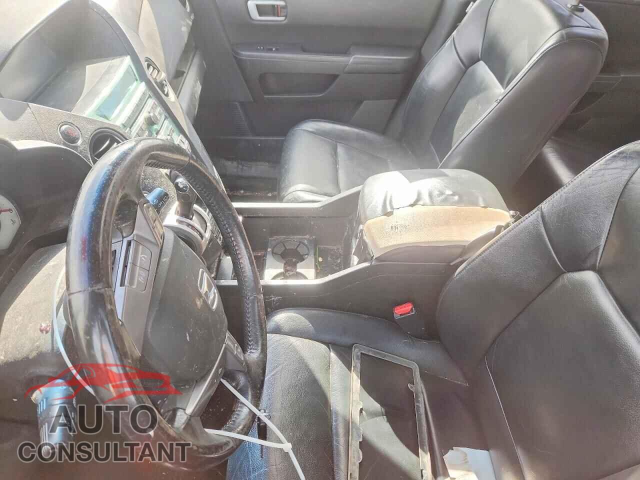 HONDA PILOT 2010 - 5FNYF4H98AB504200