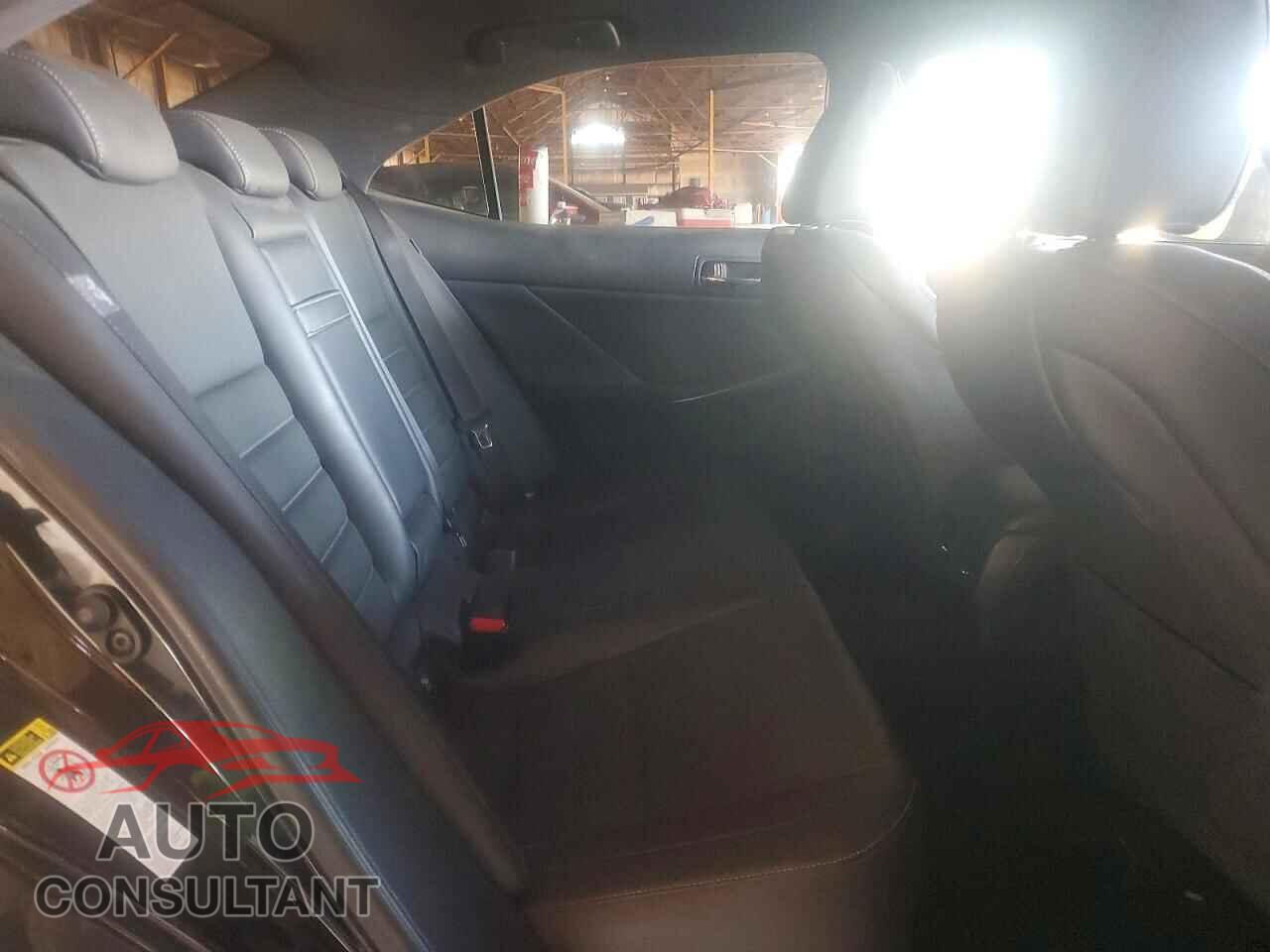LEXUS IS 2014 - JTHBF1D22E5002544