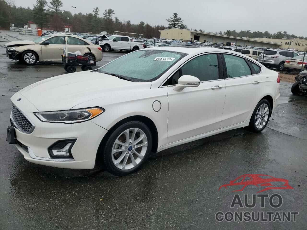 FORD FUSION 2020 - 3FA6P0SU8LR132021