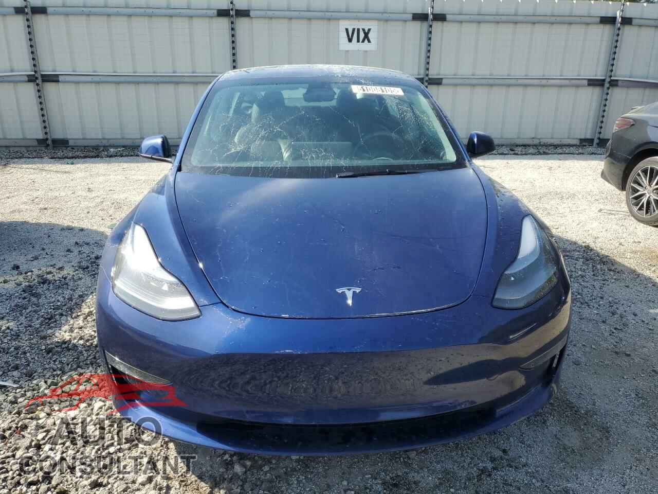 TESLA MODEL 3 2022 - 5YJ3E1EA6NF287357