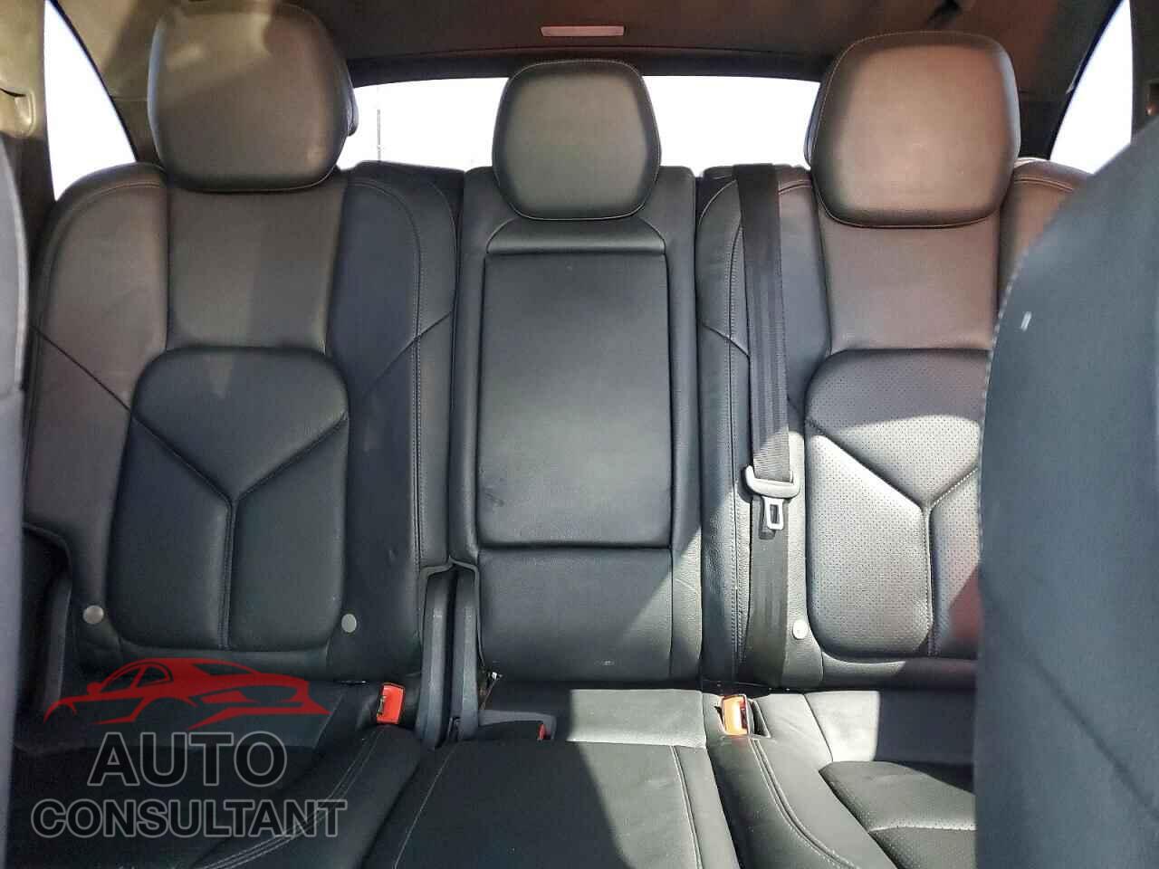 PORSCHE CAYENNE 2014 - WP1AA2A21ELA91085