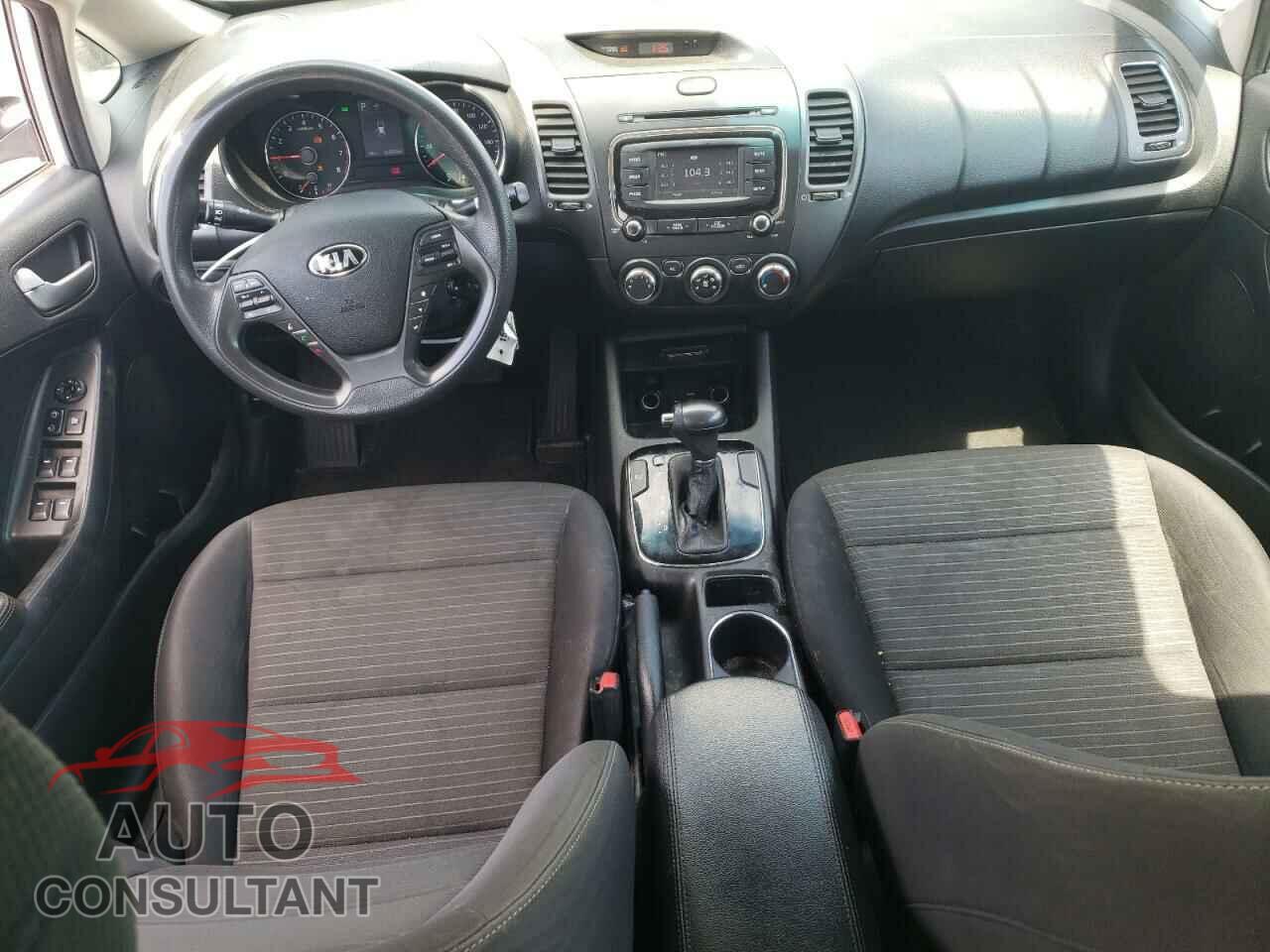 KIA FORTE 2017 - 3KPFL4A73HE149087