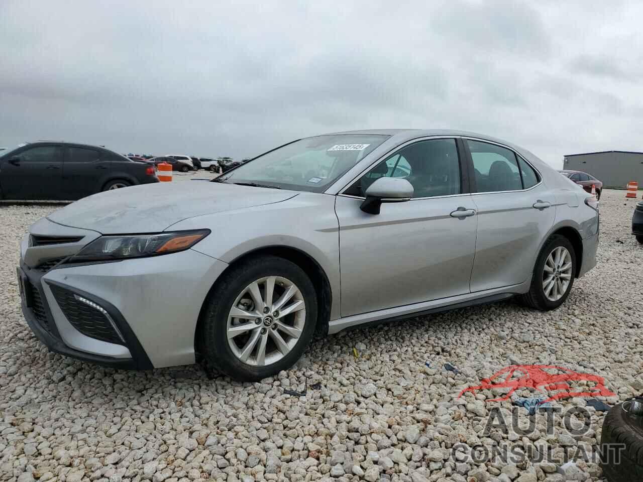 TOYOTA CAMRY 2022 - 4T1G11AK1NU701160