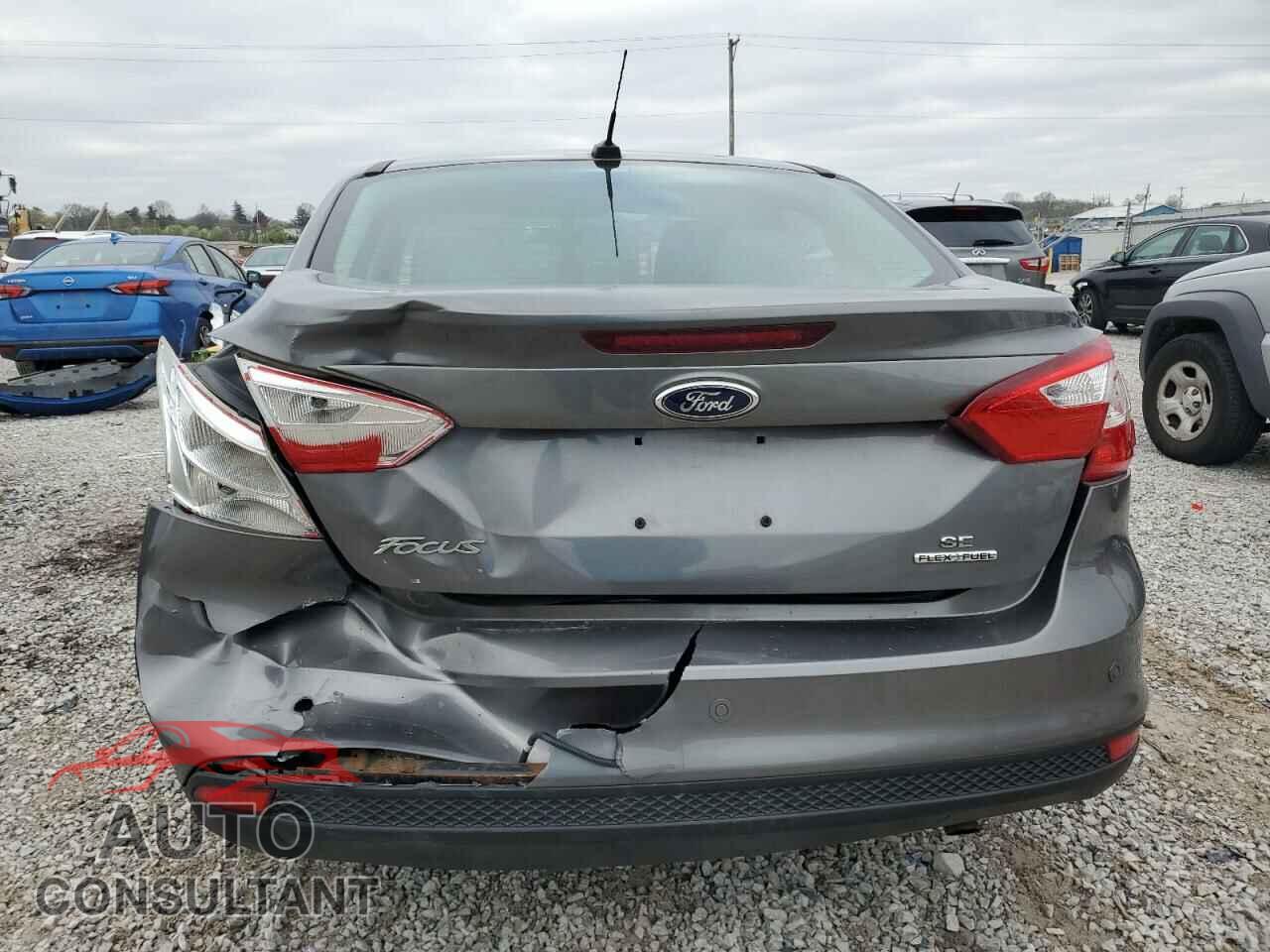 FORD FOCUS 2014 - 1FADP3F27EL193816