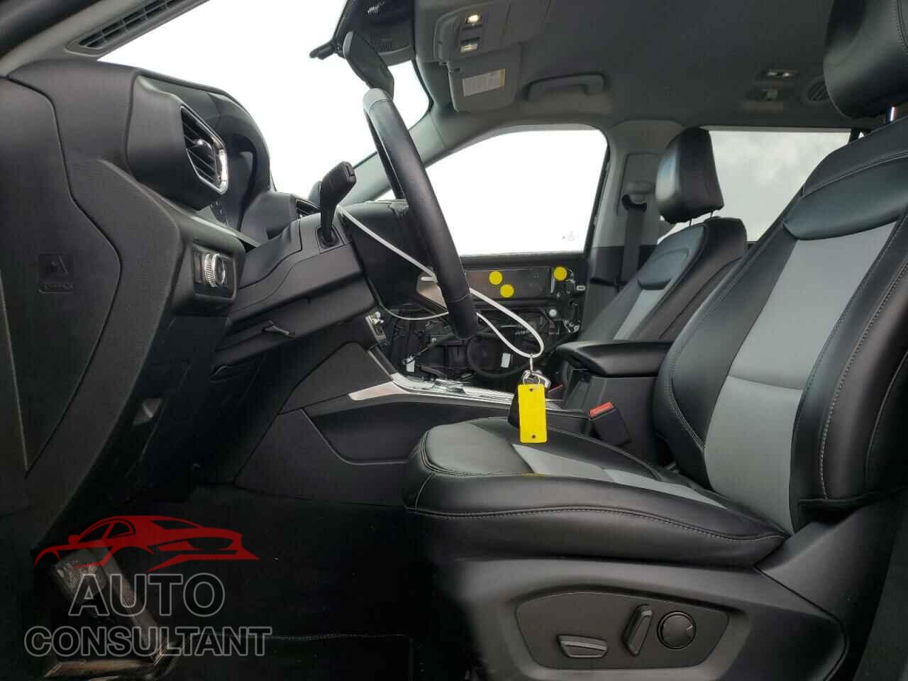 FORD EXPLORER 2022 - 1FMSK7DH5NGC38366