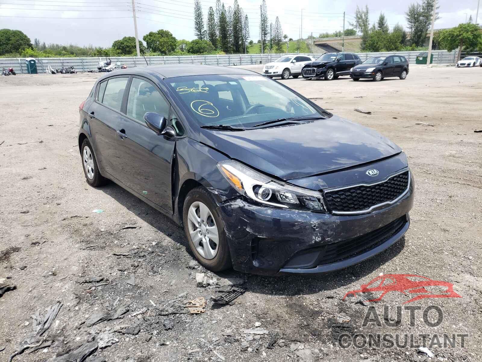 KIA FORTE 2017 - KNAFK5A88H5679985