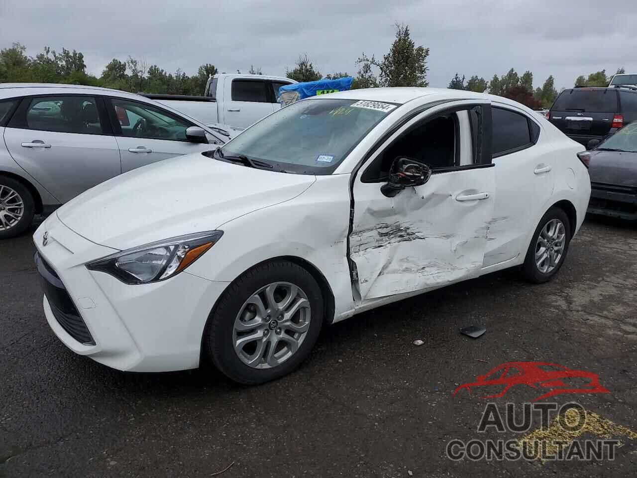 TOYOTA YARIS 2017 - 3MYDLBYV3HY192621