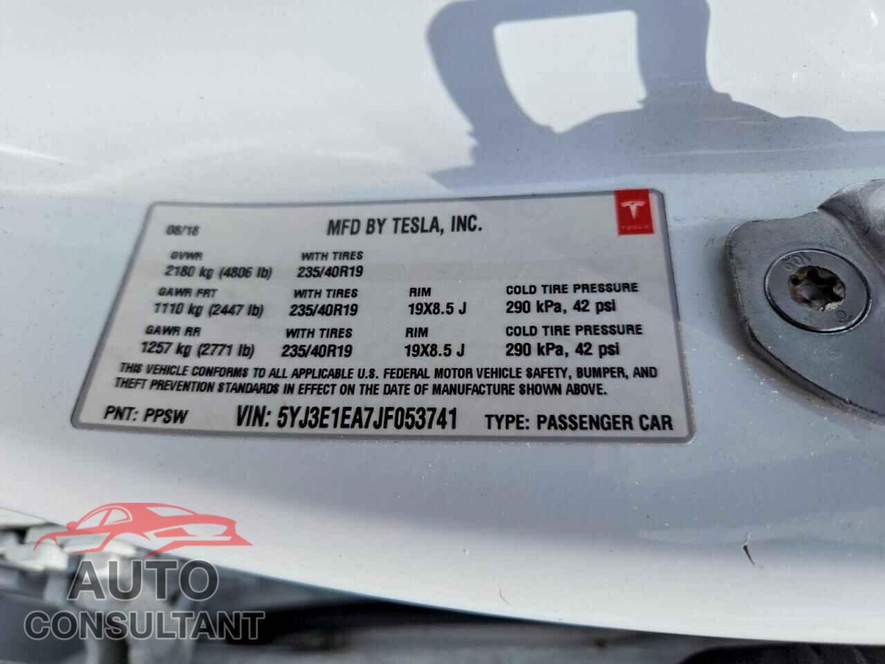 TESLA MODEL 3 2018 - 5YJ3E1EA7JF053741