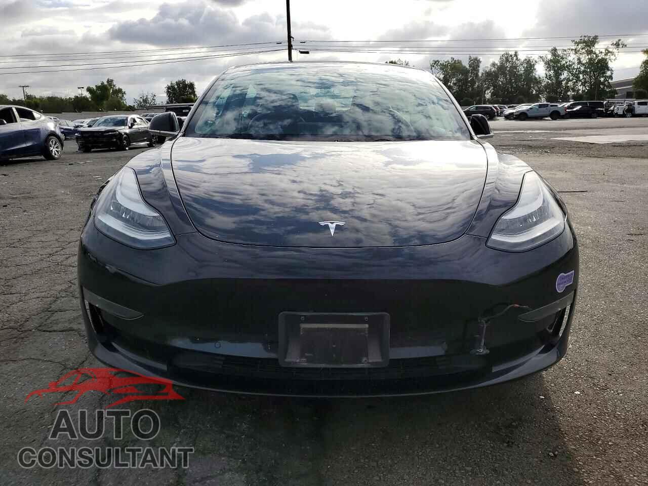 TESLA MODEL 3 2019 - 5YJ3E1EA6KF424566