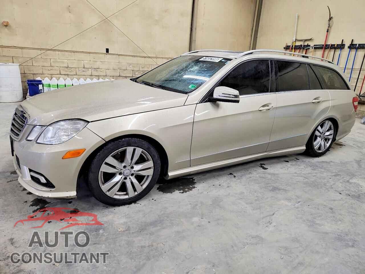 MERCEDES-BENZ E-CLASS 2011 - WDDHH8HB2BA453703