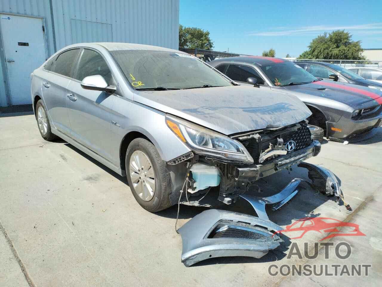 HYUNDAI SONATA 2016 - KMHE24L18GA040287