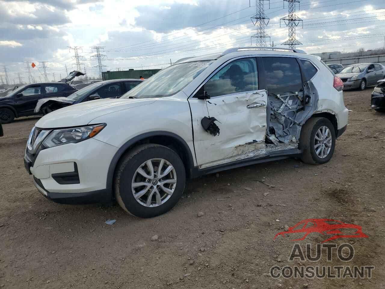 NISSAN ROGUE 2017 - KNMAT2MV7HP615466