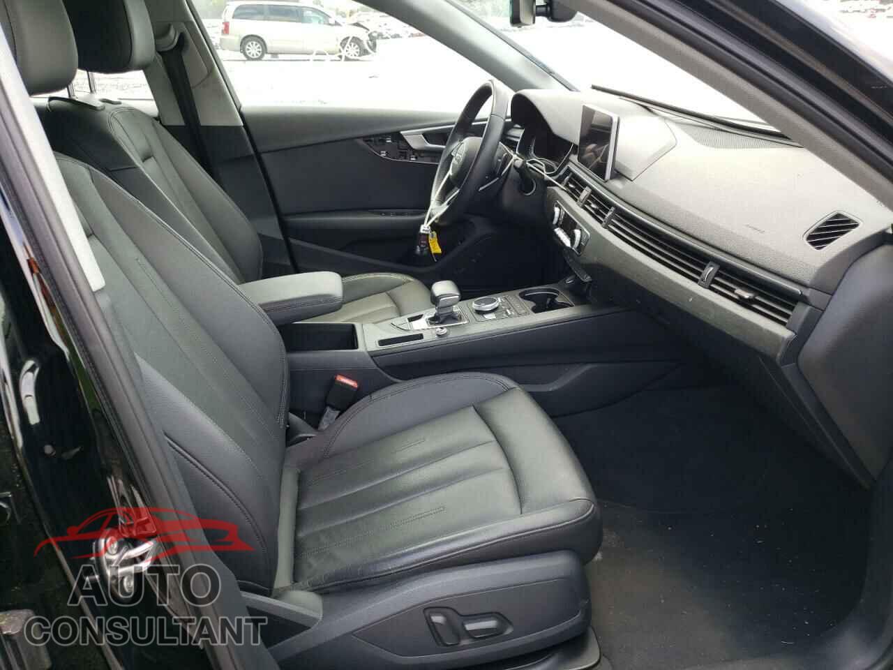 AUDI A4 2018 - WAUKMAF43JA192620
