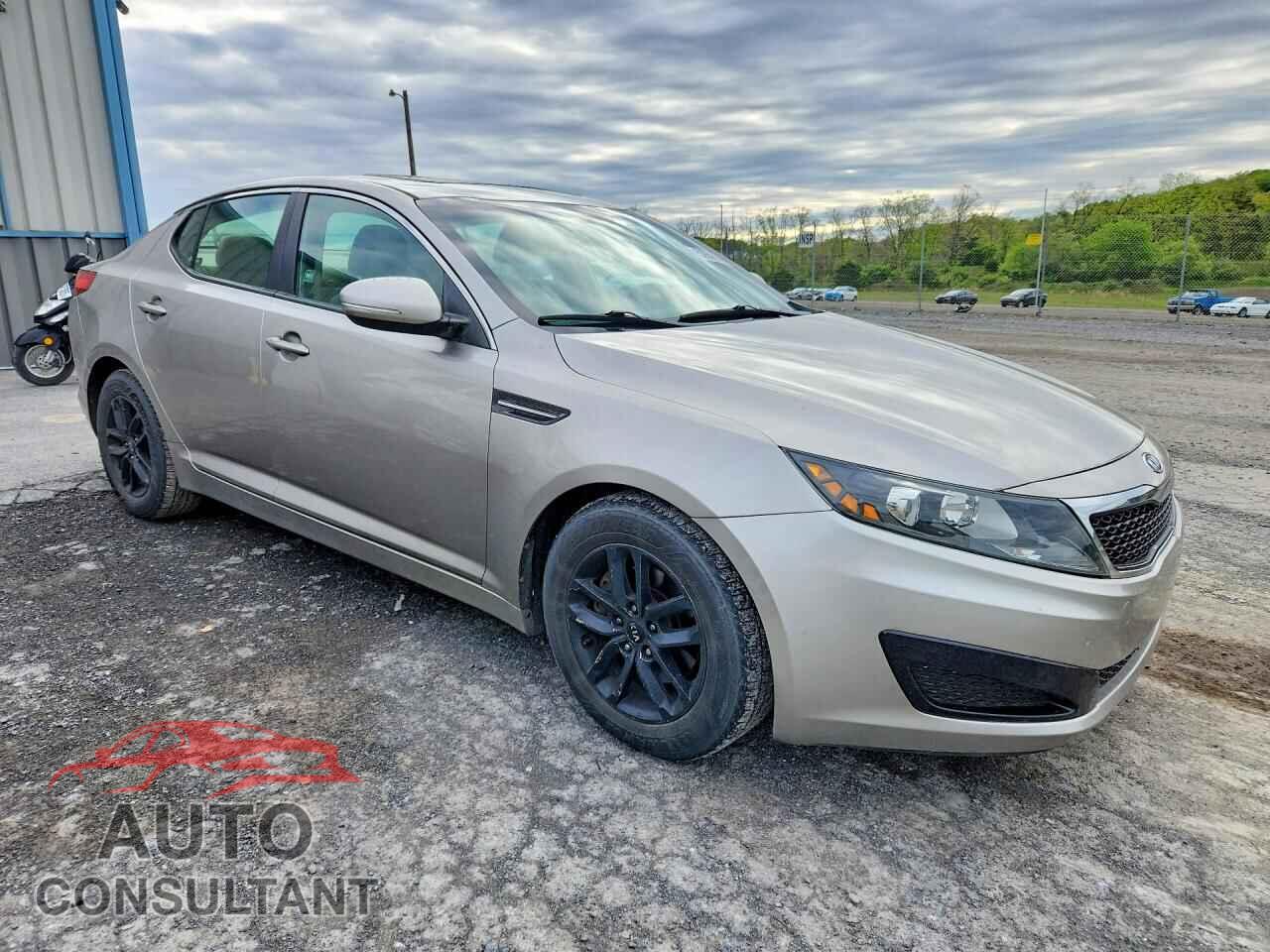 KIA OPTIMA 2011 - KNAGM4A76B5055416
