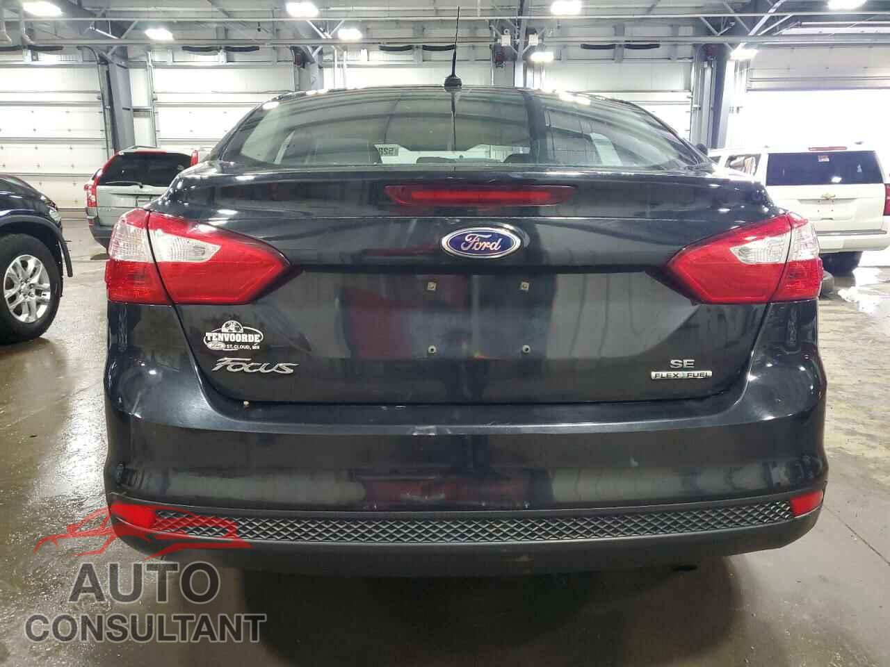 FORD FOCUS 2014 - 1FADP3F21EL271071