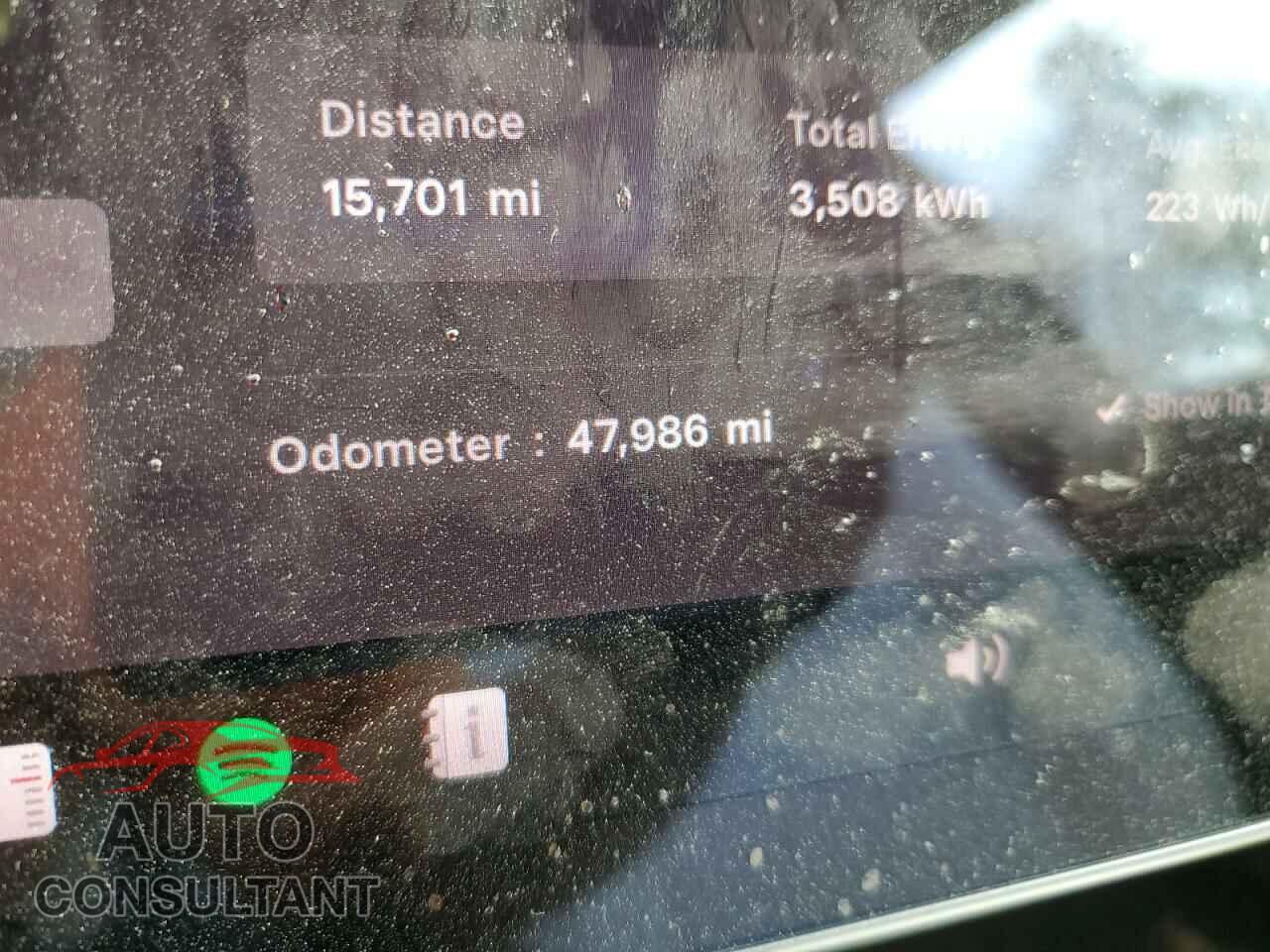 TESLA MODEL 3 2021 - 5YJ3E1EA8MF973141