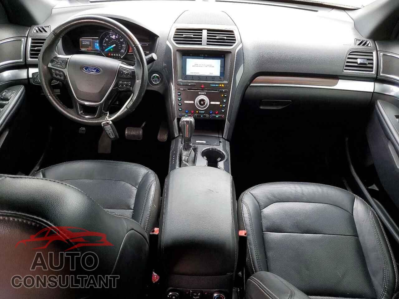 FORD EXPLORER 2018 - 1FM5K7F8XJGB57769