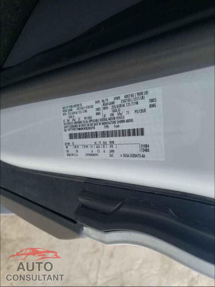 FORD TRANSIT CO 2019 - 1FTYR1YM4KKB20218