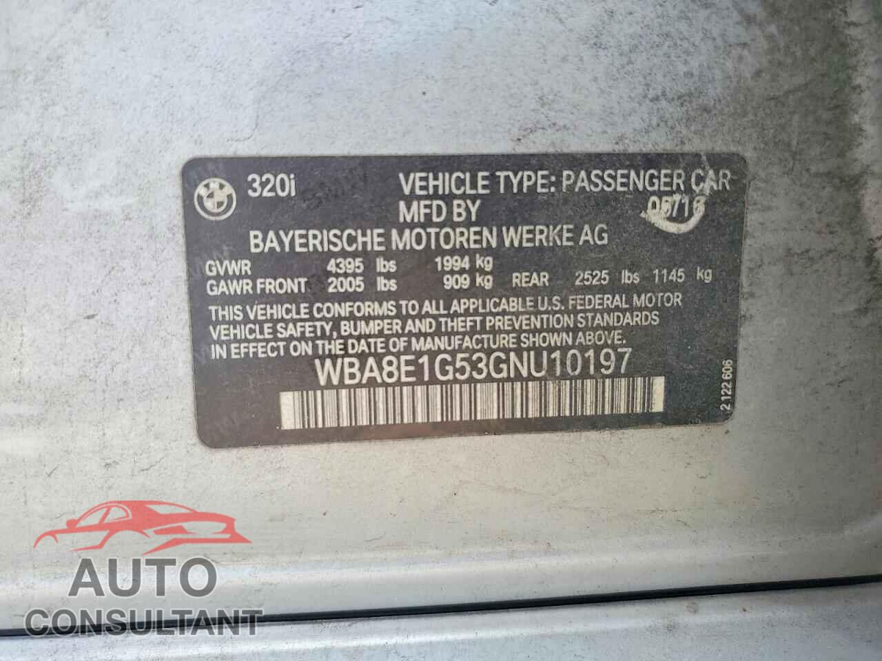 BMW 3 SERIES 2016 - WBA8E1G53GNU10197