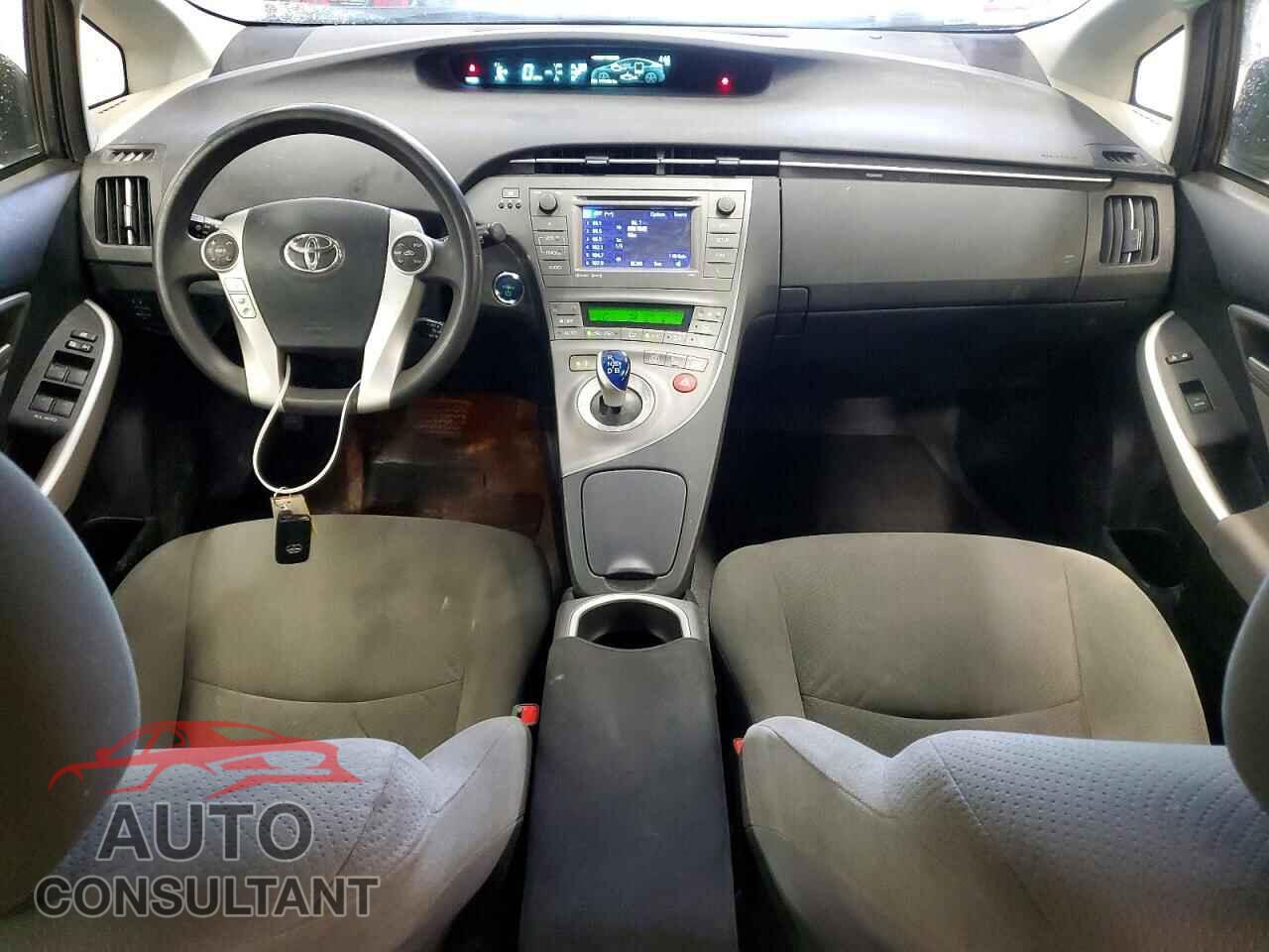 TOYOTA PRIUS 2015 - JTDKN3DU2F0477921