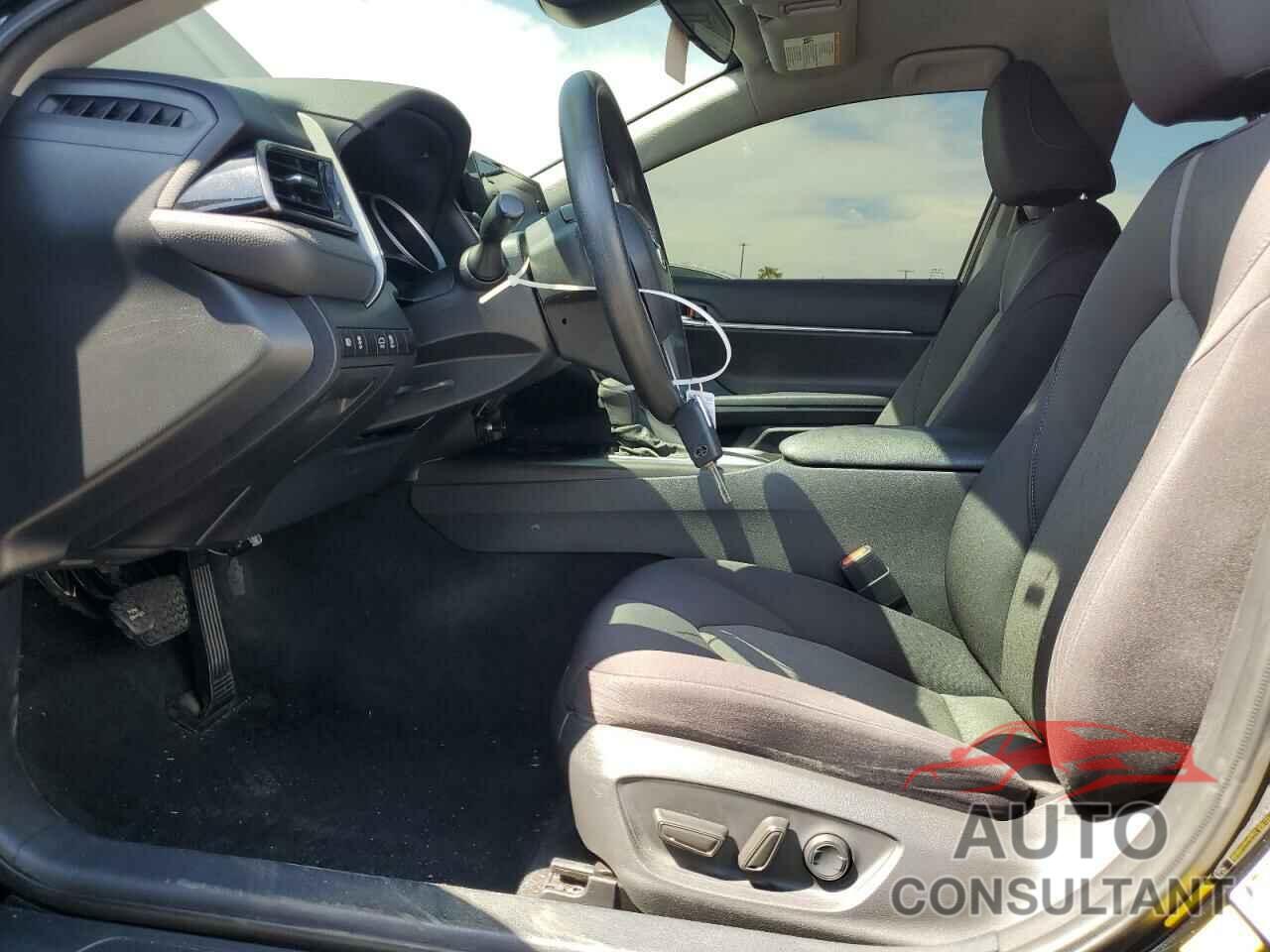 TOYOTA CAMRY 2022 - 4T1C11AKXNU661532