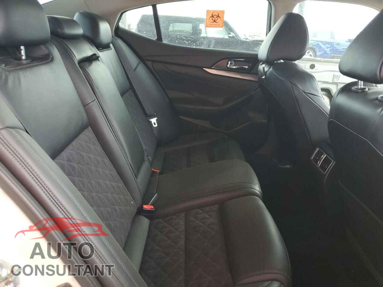 NISSAN MAXIMA 2017 - 1N4AA6AP2HC450751