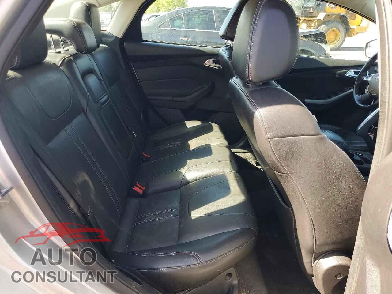 FORD FOCUS 2013 - 1FADP3F29DL205107