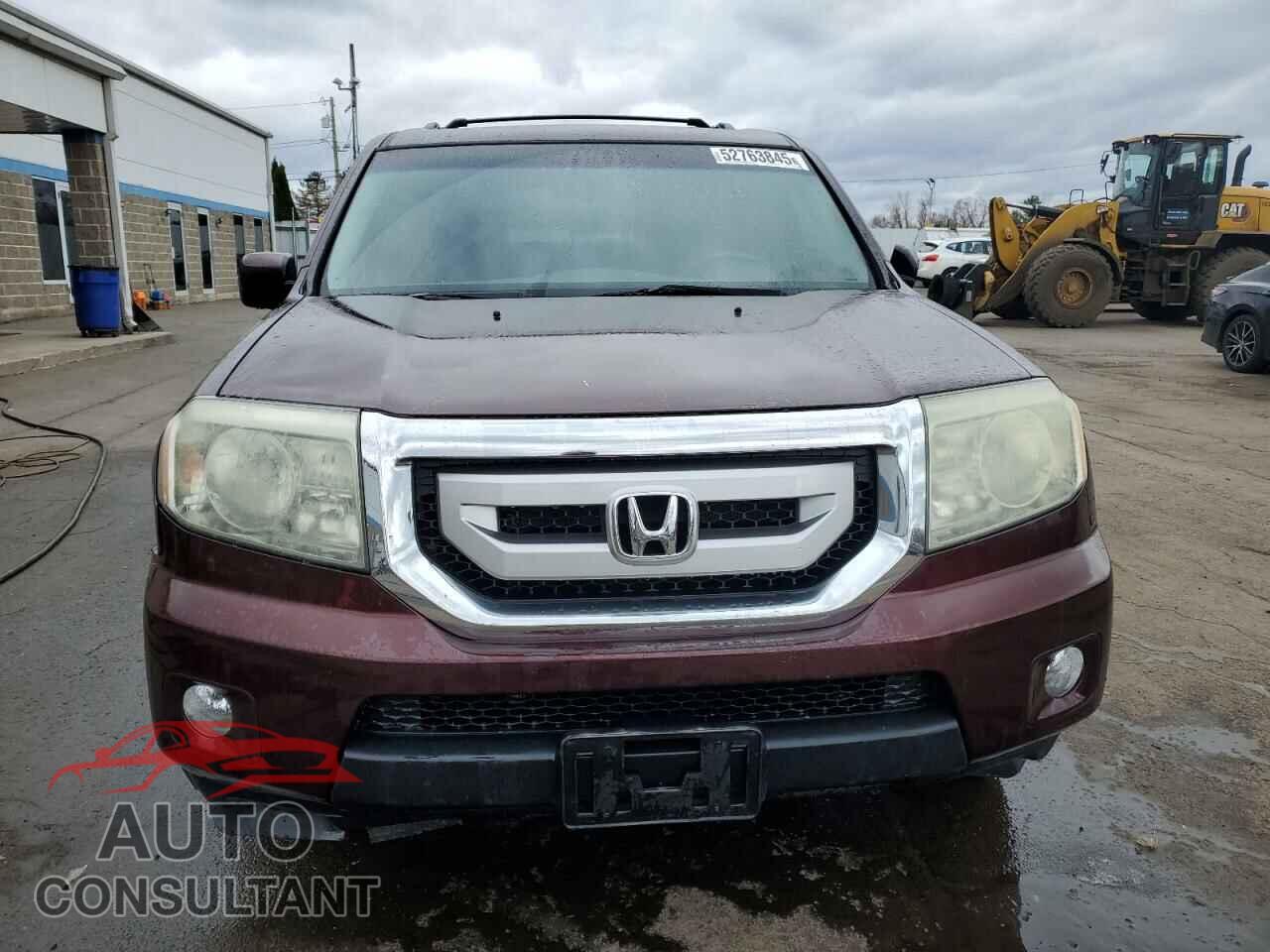HONDA PILOT 2011 - 5FNYF4H5XBB011844