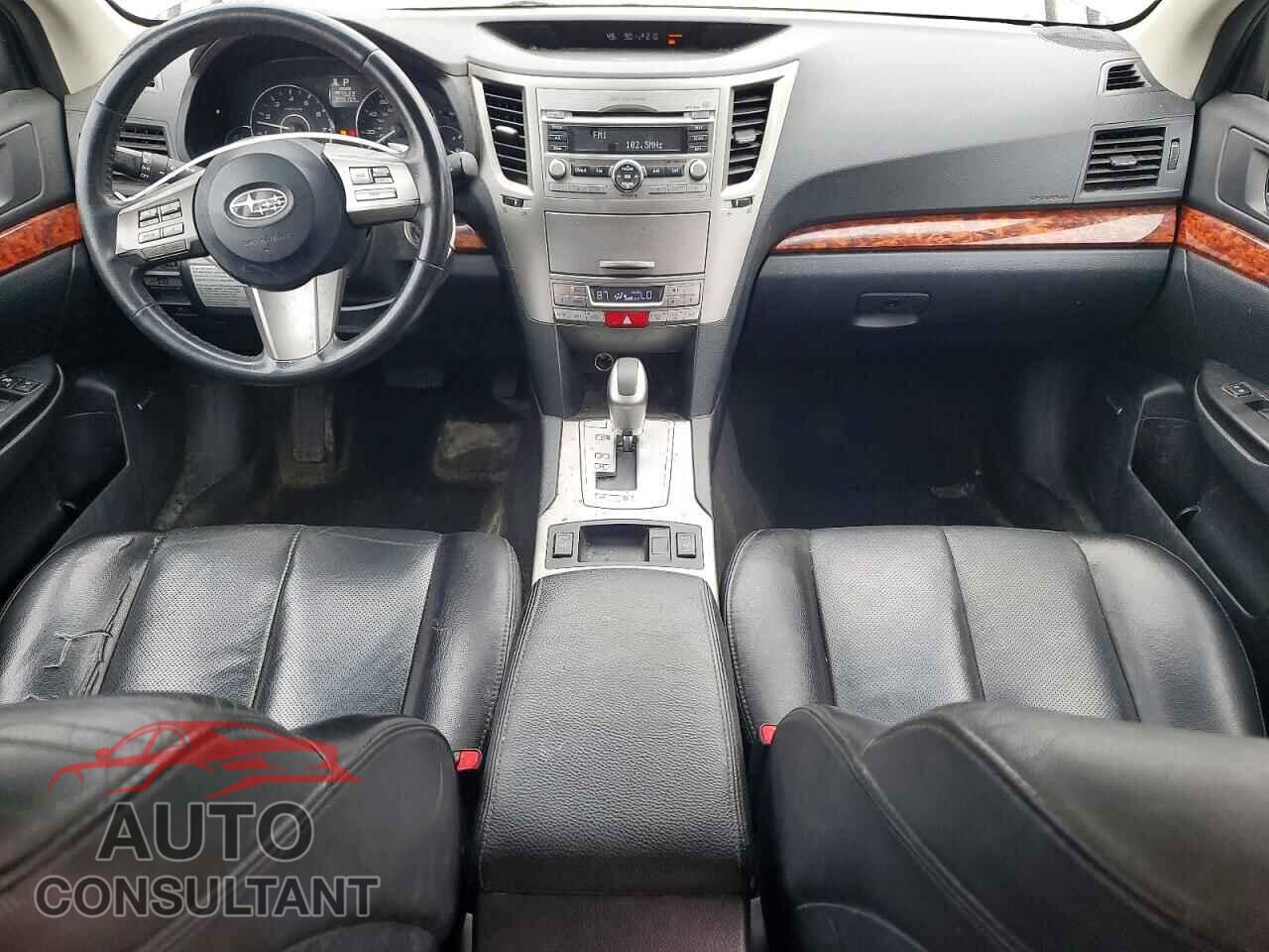 SUBARU OUTBACK 2011 - 4S4BRBKC5B3390107